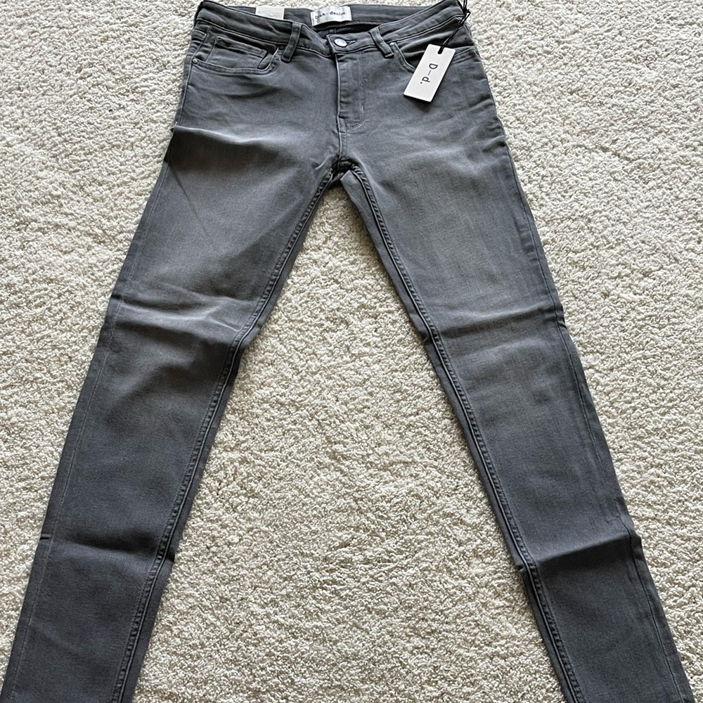 Dish environmentally friendly jeans